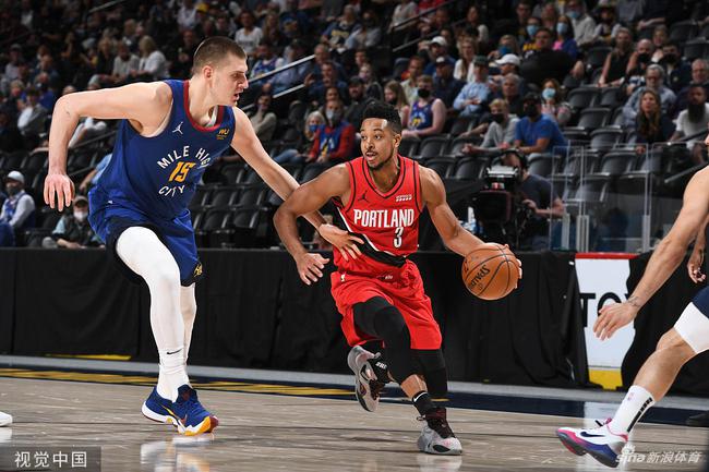 在听到库明 在听到库明