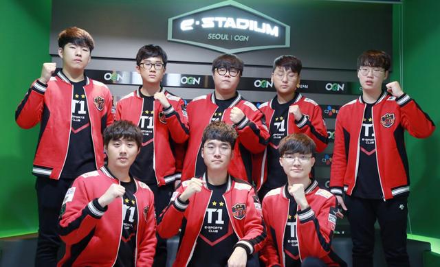 一队首秀时 一队首秀时